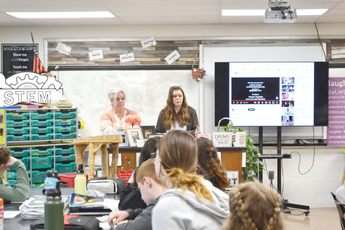 Jackson Middle School students donate handmade quilts to area shelters